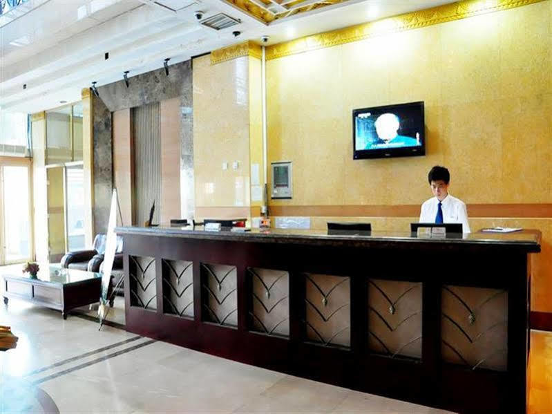 Greentree Inn Liaoning Dalian Railway Station South Plaza Tianjin Street Express Εξωτερικό φωτογραφία
